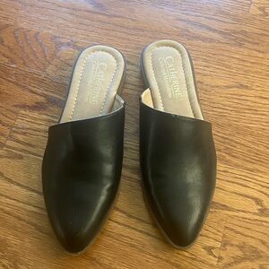 Catherines Malandrino Classic Black Mules